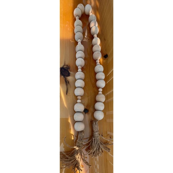 Chunky Wooden Beaded Tassel Garland - Picture 4 of 10